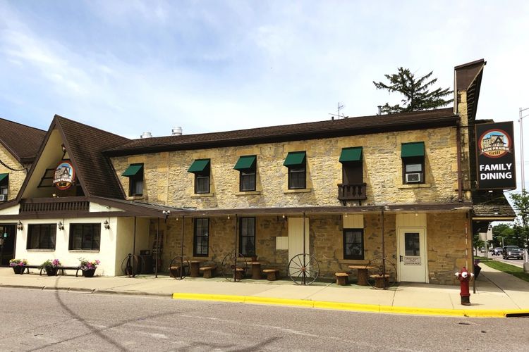 Homes for Sale and Realtors in the Sauk Prairie School District